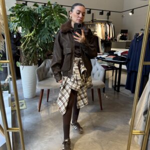 YAKASI KÜRKLÜ DERİ CEKET